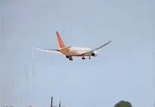 秒坠毁：航空专家推测三种可能什么原因导致印度客机起飞30(图4)